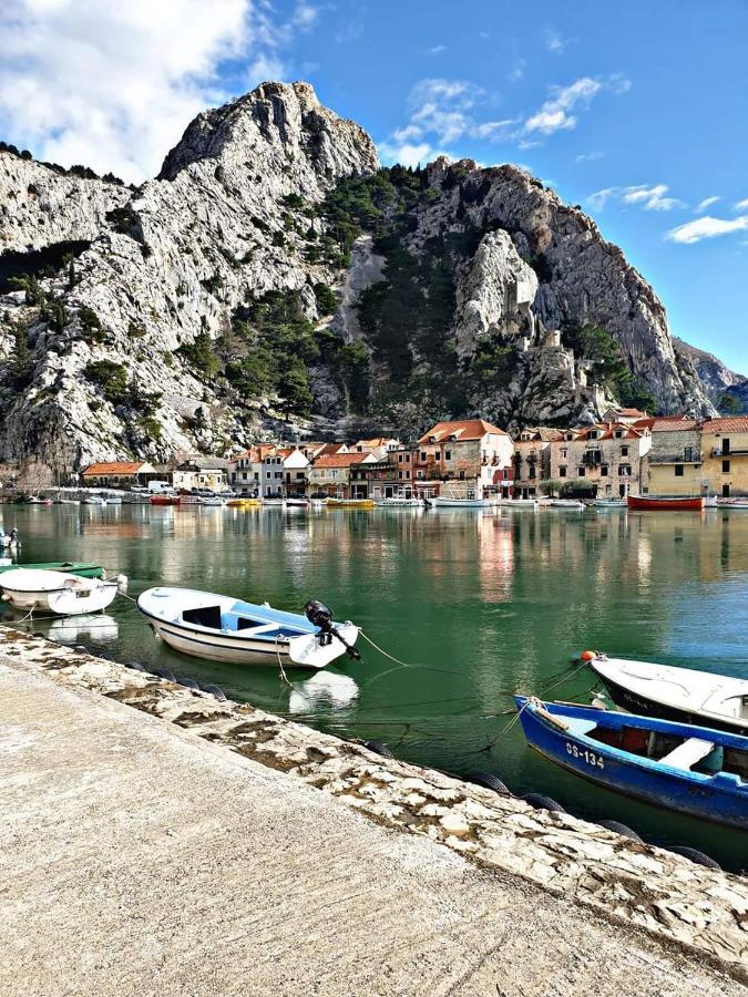 Amazing Sea View Apartment Omis Exterior photo